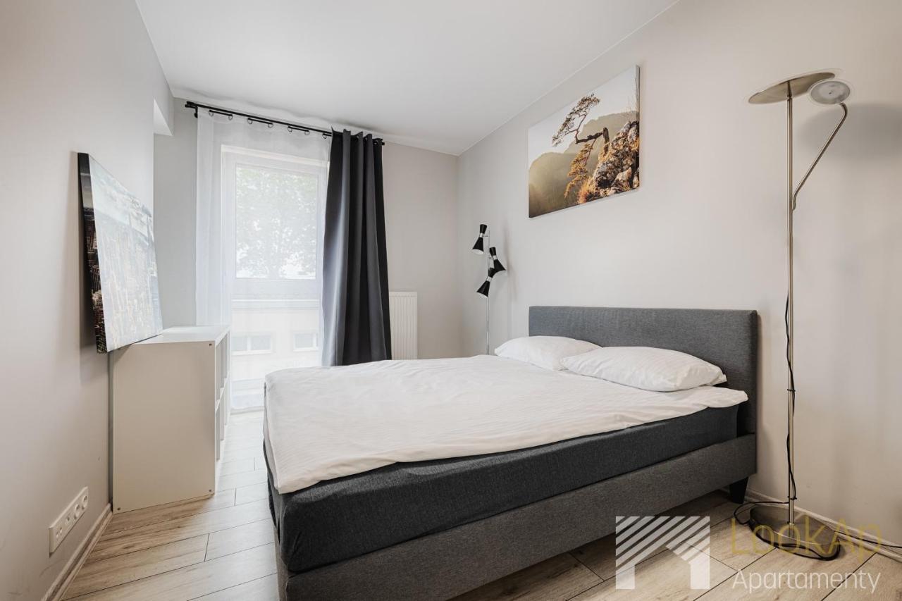 Primo V By Lookap Apartment Łódź